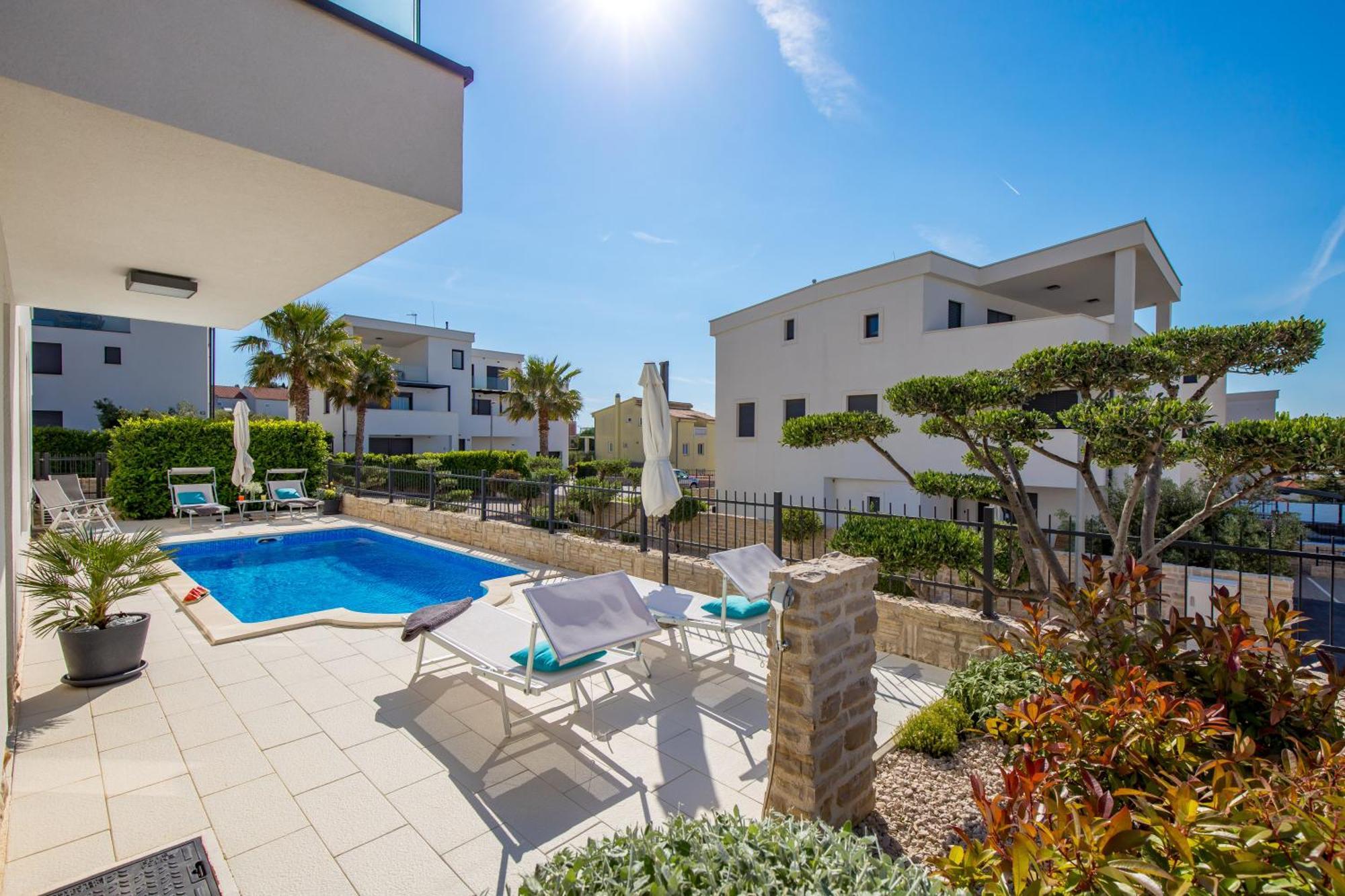 Luxury Apartment Hyperion With Private Pool And Garden Murter Exterior foto
